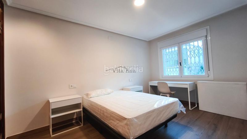 Foto df54975b-17ee-4421-872d-938b8ebe9142. Lloguer pis amb calefacció a Universidad Ourense