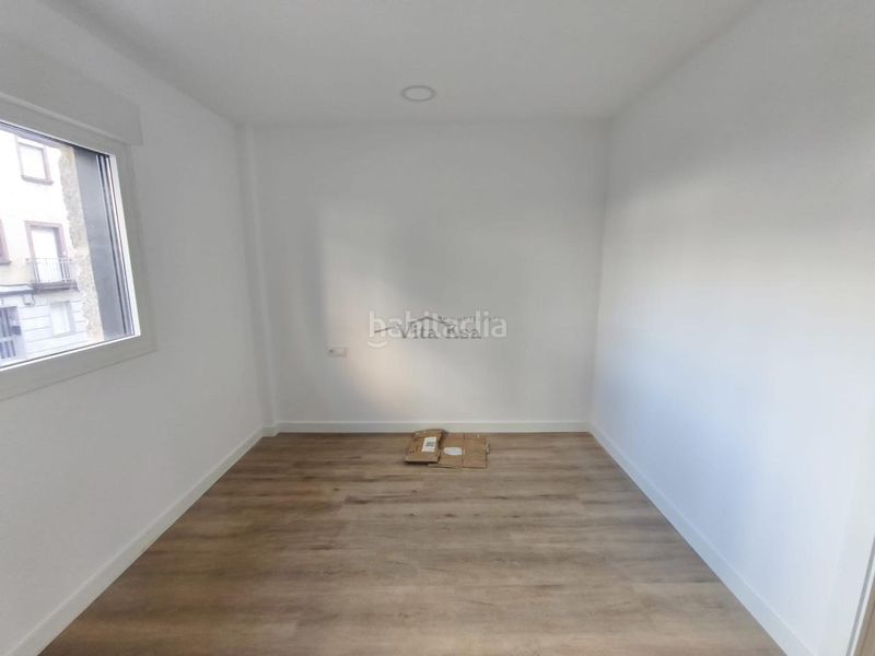 Foto a386c501-a2d7-41f2-a00e-74f25b88dbbe. Apartament amb calefacció a A Carballeira Ourense