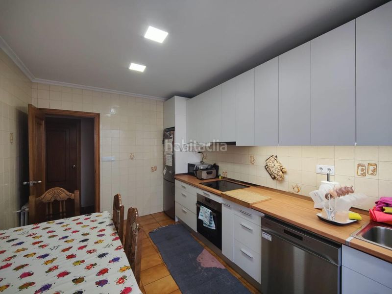 Foto 8827d0fd-e87a-4b0c-befd-d4b0daf2e4b6. Piso en Posío Ourense