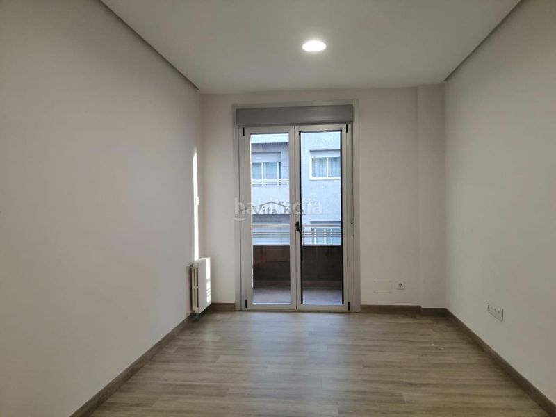 Foto 5ccfd413-c676-4209-93bc-66d6e5c009a3. Rent flat with heating parking in Centro Ourense