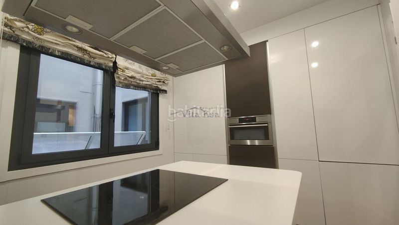Foto e3f41330-0b7d-4010-9b00-06adcbd971ad. Flat with heating parking in Centro Ourense