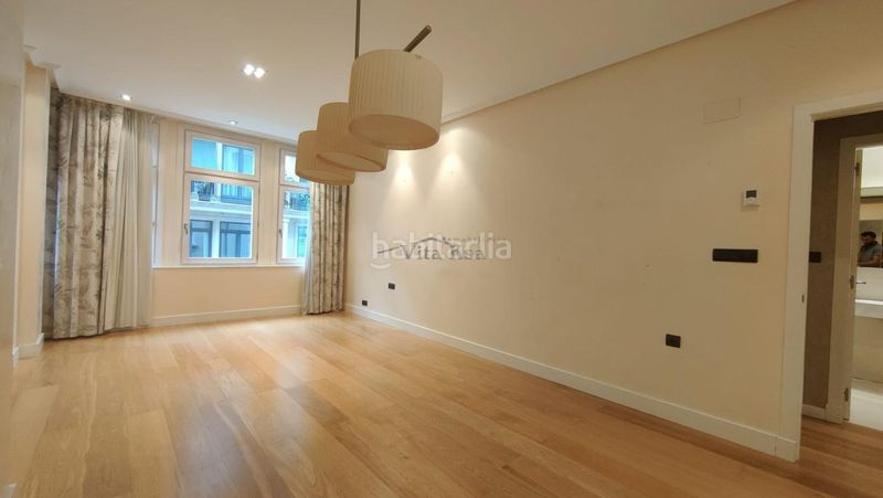 Foto 7518cd8f-988c-442c-b391-dce29aaefe90. Pis amb calefacció aparcament a Centro Ourense