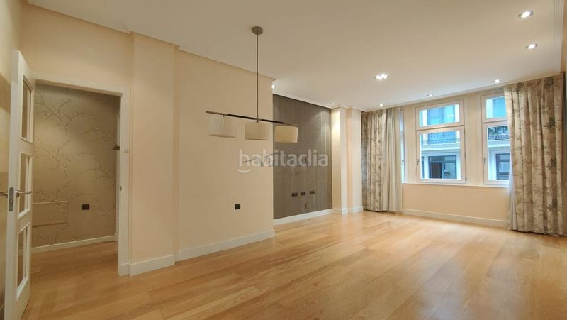 Foto 7ffd091c-4433-4458-9a0f-5fddf74af6c1. Piso en Centro Ourense