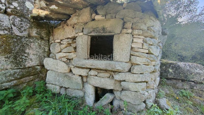 Foto 742b9e2a-dc67-4c5d-85de-462915959444. Masía en Nogueira de Ramuín