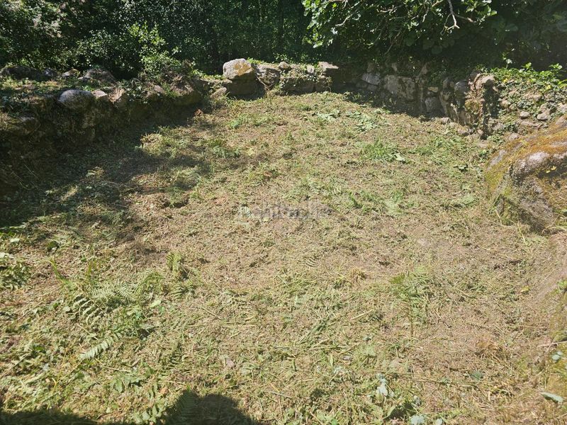 Foto a03a74cf-11b0-40b1-80f3-3e03084c4b95. Maison dans Esgos
