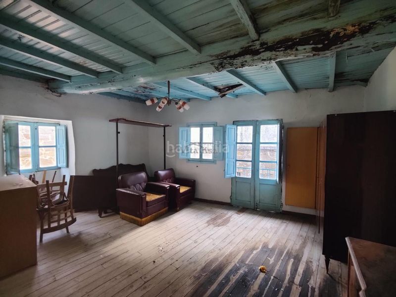 Foto 1d17a60b-be09-4b59-8e58-0dbc0853dbd7. Casa amb aparcament a Taboadela