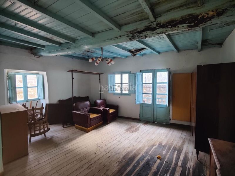 Foto 1ea6c209-6363-4edb-9728-0e557e3913a5. Casa amb aparcament a Taboadela