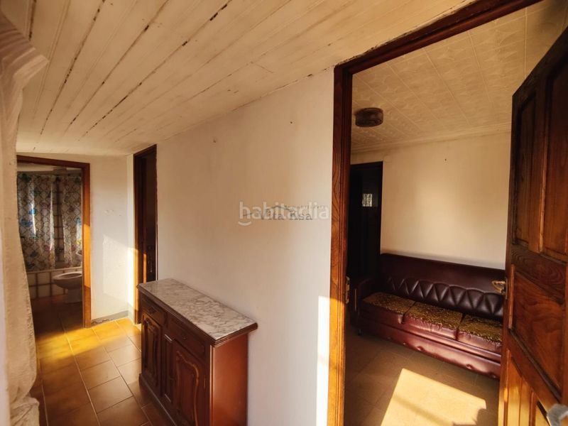 Foto 4f15bbe7-530b-4ac2-813e-0cf654eb1c4e. Casa amb aparcament a Taboadela