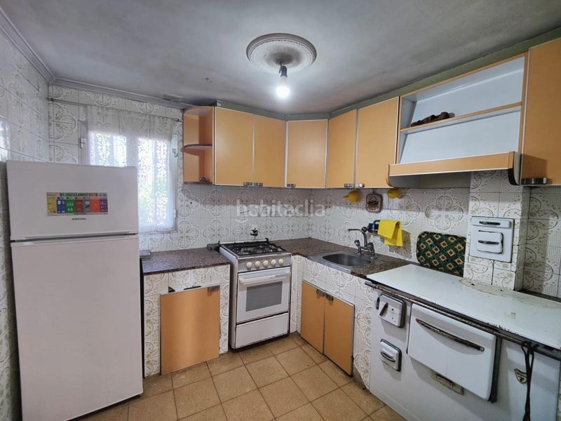 Foto 99566fd8-cd7c-4509-a428-8943b1533e8e. Casa amb aparcament a Taboadela