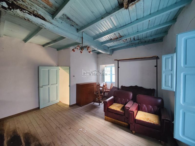 Foto e5e006c1-60a0-47ca-b896-6a96438dcec7. Casa amb aparcament a Taboadela