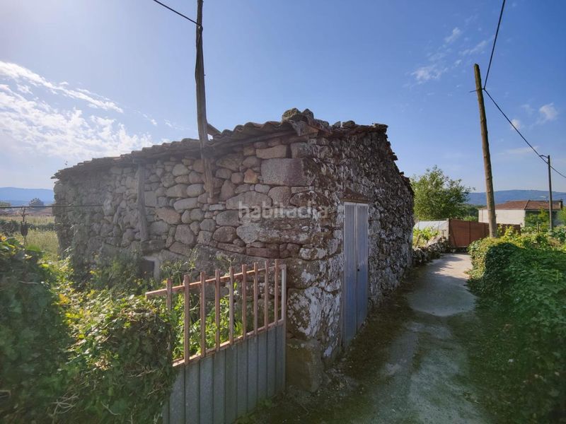 Foto 173a2f31-2d0d-4d24-bbbf-d7a310950571. Haus mit parking in Taboadela