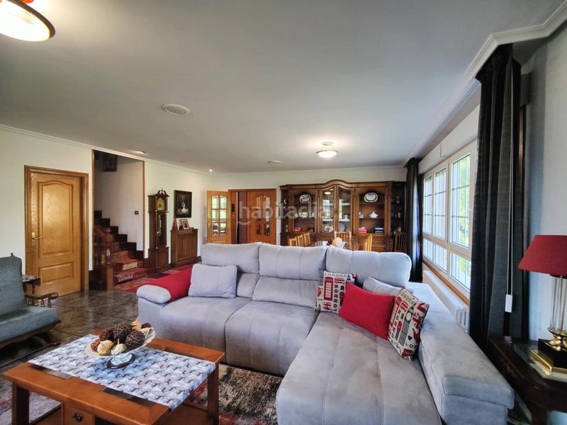 Foto 02739aa4-f434-4cfb-aae4-002b8e693b09. Casa amb calefacció aparcament piscina a Mariñamansa Ourense