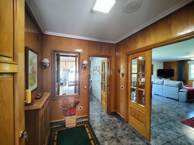 Foto 14bee208-3594-4df3-9783-44355ed42286. Casa amb calefacció aparcament piscina a Mariñamansa Ourense