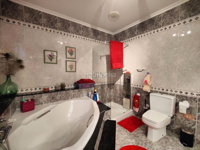 Foto bd48fdb3-ae45-42f9-beb5-42109450fa84. Casa amb calefacció aparcament piscina a Mariñamansa Ourense