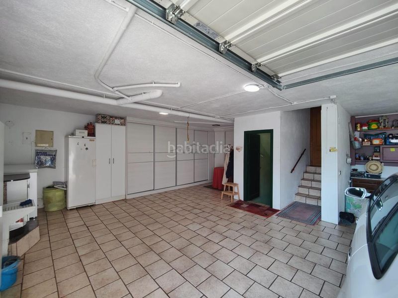 Foto e6e4e6c5-7a9b-4d77-8854-e064d8517e63. Casa amb calefacció aparcament piscina a Mariñamansa Ourense