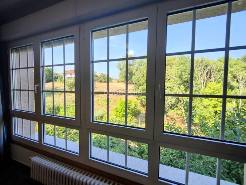 Foto fe4764bf-e04f-44bc-bb5d-132746f8a57a. Casa amb calefacció aparcament piscina a Mariñamansa Ourense