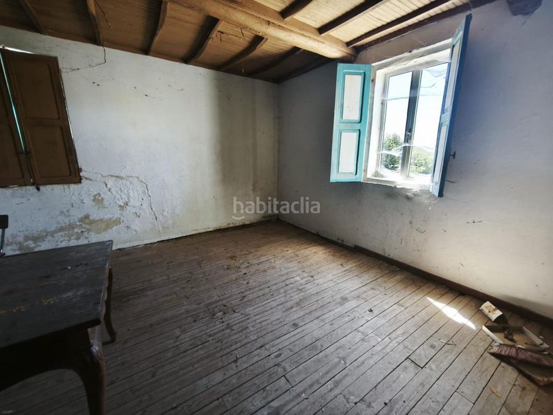 Foto bd4d6a55-7a53-41c5-938b-58124d1e92b3. Casa con riscaldamento in Allariz