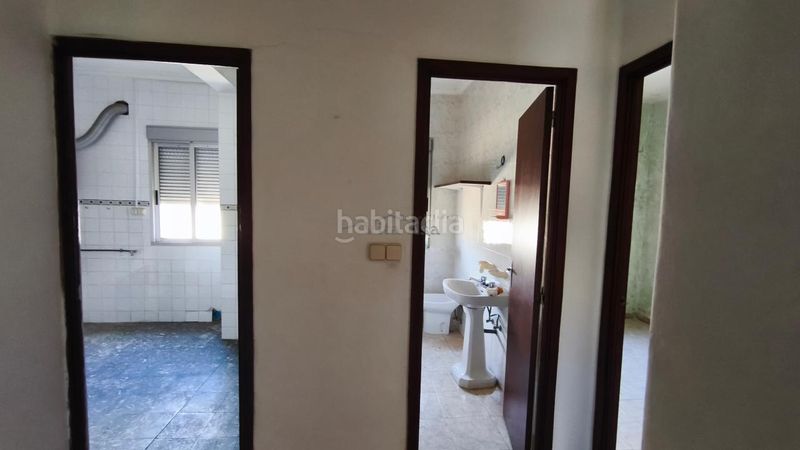 Foto efff2160-1a6e-43a2-a8bd-73265b22a99c. Edificio en Ventiun Ourense