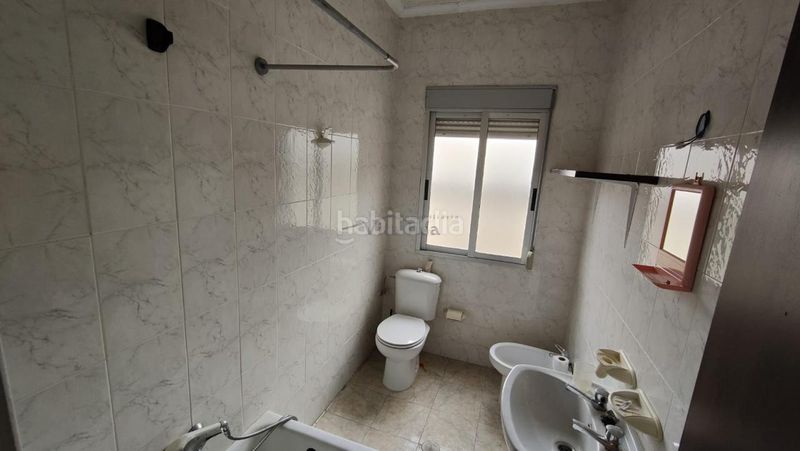 Foto 6de7d480-28fa-4042-a2d5-9b7a4e16df54. Edifici a Ventiun Ourense