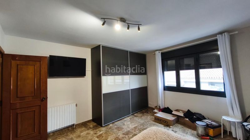 Foto f93194c5-f58b-442e-8756-fe87b2613078. Casa en San Cibrao das Viñas