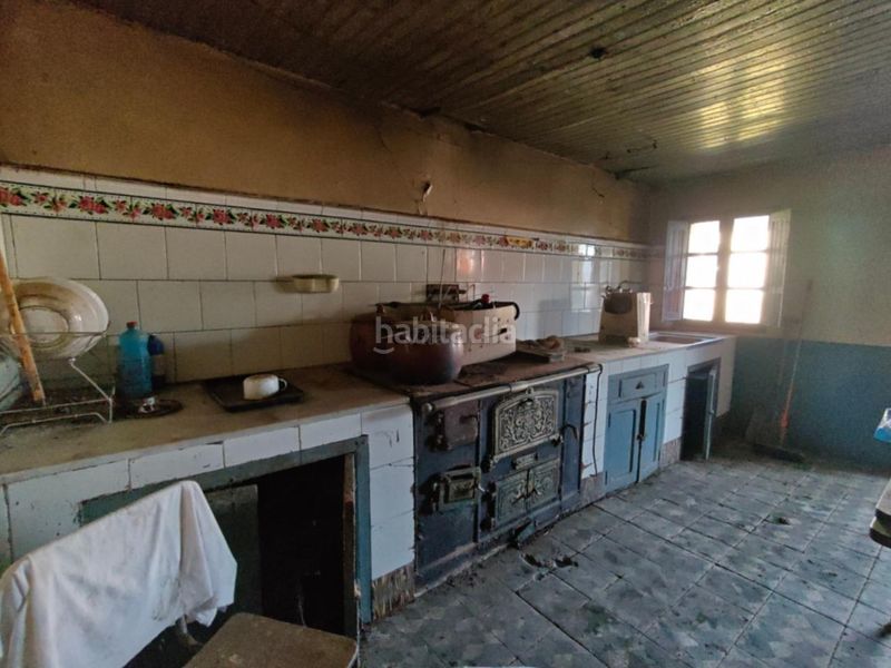 Foto e694fcec-3dd6-46b7-84e5-64bb63cb1517. Casa en Nogueira de Ramuín