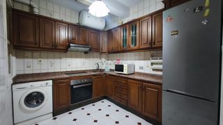 Etagenwohnung in Casco Viejo