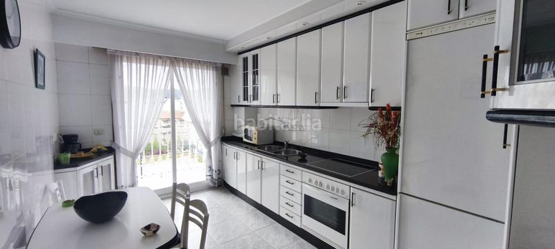 Foto 09a4678c-c108-47d0-870a-9ab4adb6a637. Rent flat with heating parking in Barrocanes Ourense