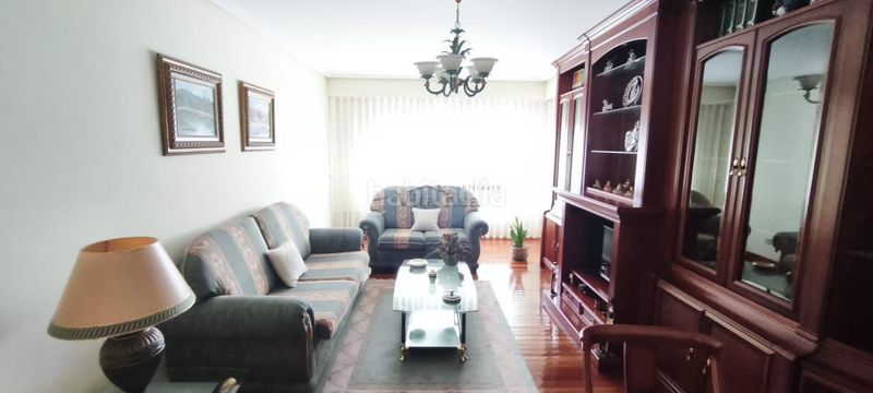 Foto 8ed114ea-9b20-4b80-85b6-b4e205dcae65. Rent flat with heating parking in Barrocanes Ourense
