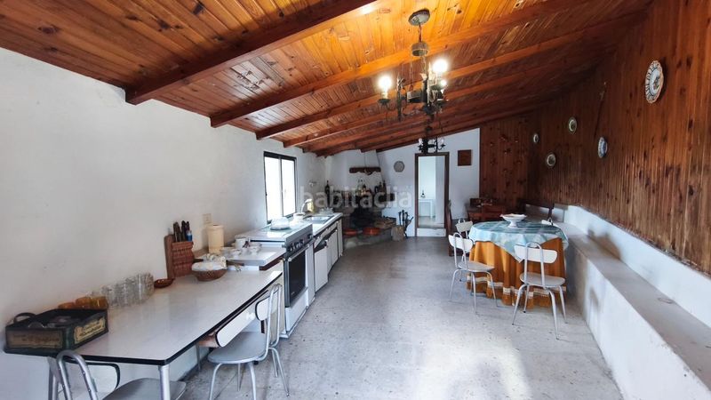 Foto 8d23c167-8937-4d03-a858-8293332c00ad. Chalet avec chauffage parking dans Nogueira de Ramuín