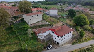 Xalet a Nogueira de Ramuín