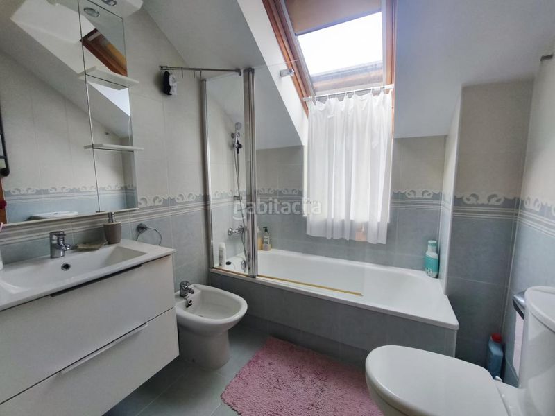 Foto 335885f9-0e4f-4c8c-ba7c-508e3b1be4cc. Rent duplex with heating parking in Barrocanes Ourense