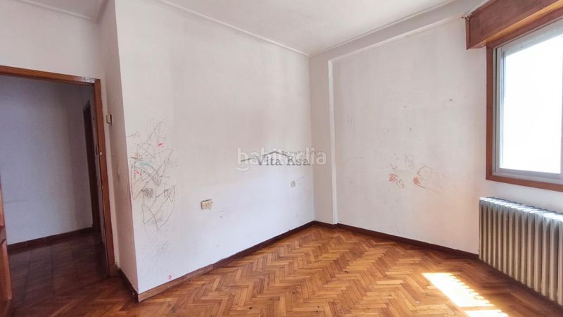 Foto ad627a88-f183-42c7-bbb3-73c4935a1f0b. Pis amb calefacció a Mariñamansa Ourense