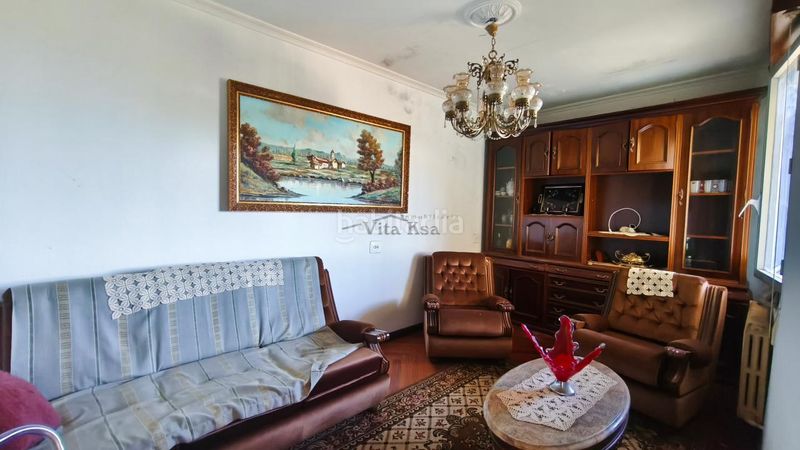 Foto 2ca33629-c147-4189-8d70-1d1be34d112a. Casa amb calefacció aparcament a Xunqueira de Ambía
