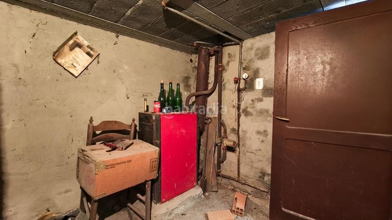 Foto f821673a-95a9-43b8-848e-b26d4f062b67. Casa amb calefacció aparcament a Xunqueira de Ambía