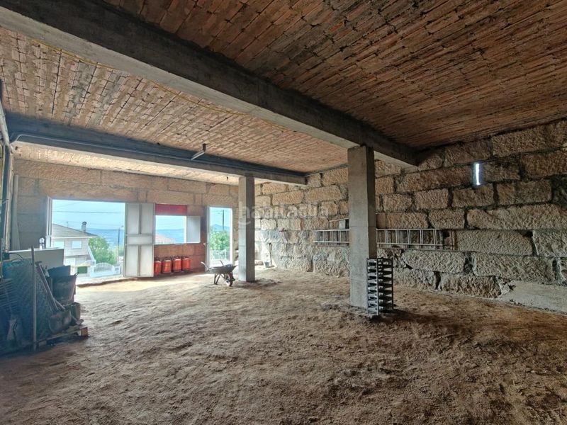 Foto 6a3d718f-d6ec-442f-a916-5d31d7e9de92. Casa amb calefacció aparcament a Allariz