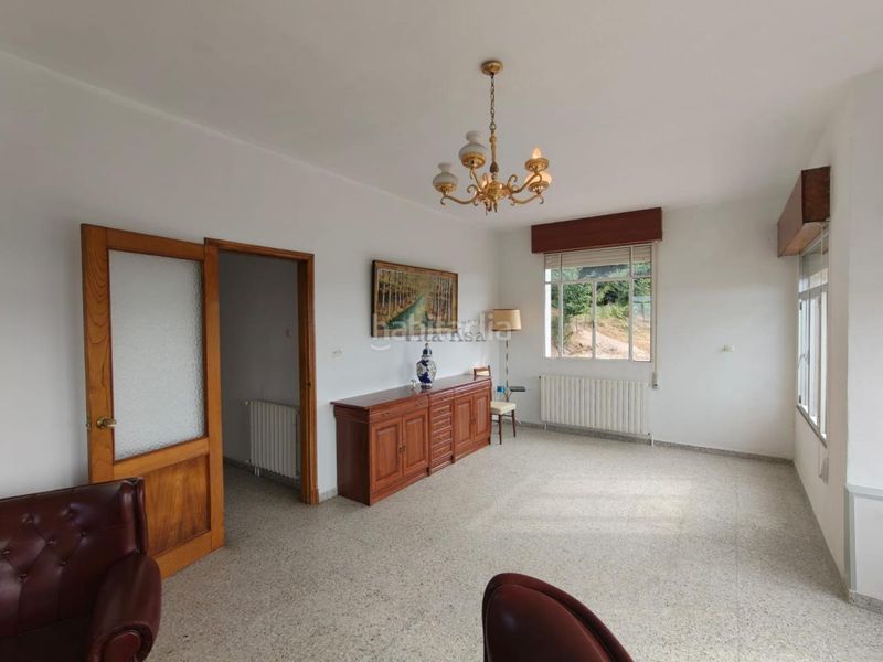 Foto 7da93ee6-1806-49d8-ad5b-11284a7e29b5. Casa amb calefacció aparcament a Allariz