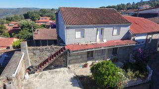 Haus in Toén