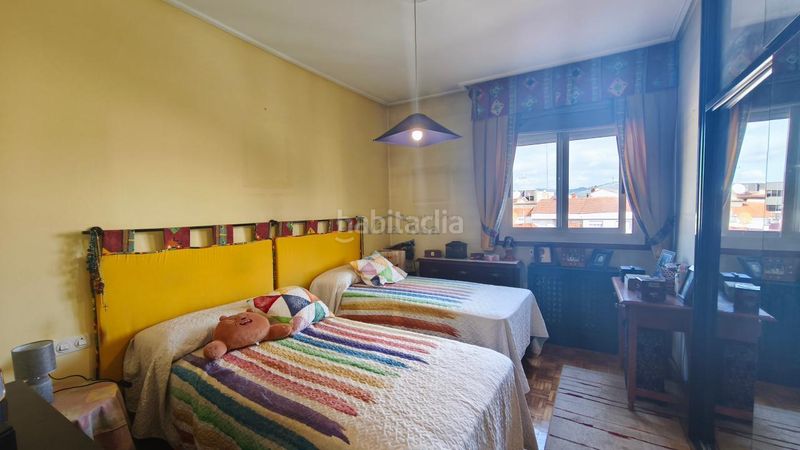 Foto b2e1472c-e7ef-4167-93bb-3825fafbb21c. Flat with heating parking in Centro Ourense