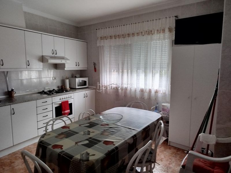 Foto 14946363-4f48-4a96-b481-511260a78223. Casa amb aparcament a Trasmiras