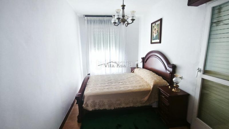 Foto dd7ee428-36fe-43c8-8656-479d0749f050. Rent flat with heating in Posío Ourense