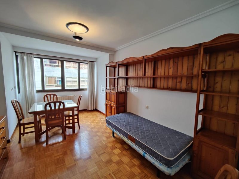 Foto c82b16a7-d2df-4d4e-9809-d5187b754d58. Lloguer pis amb calefacció aparcament a Residencia Ourense
