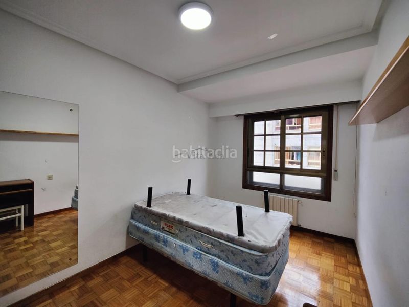 Foto eb673bd9-4bff-4597-b136-2ce9e548028a. Lloguer pis amb calefacció aparcament a Residencia Ourense
