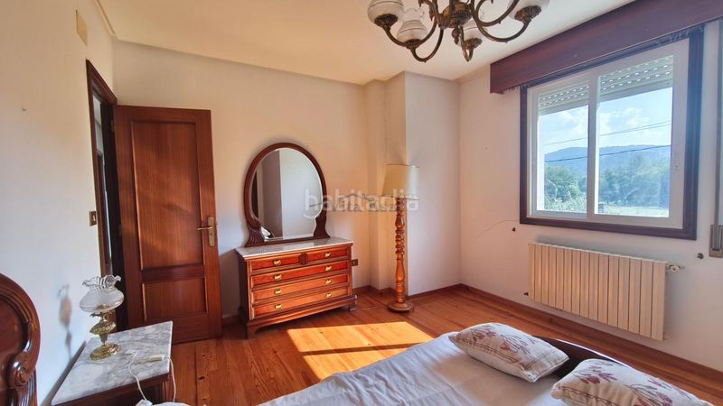 Foto 0db102cd-8dde-475d-bc2e-d11e527cdb2b. House with heating parking in Celanova