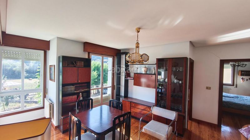 Foto 182f1804-947d-4efc-bc1a-9491fe80afae. House with heating parking in Celanova