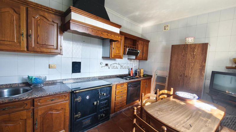 Foto ea0bf007-0362-465b-b2bc-06bcce1b561b. House with heating parking in Celanova