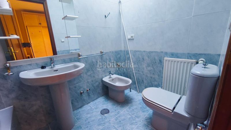 Foto 8076d0ad-8c99-459d-904a-adb341159ea7. Rent duplex with heating parking in Barbadás