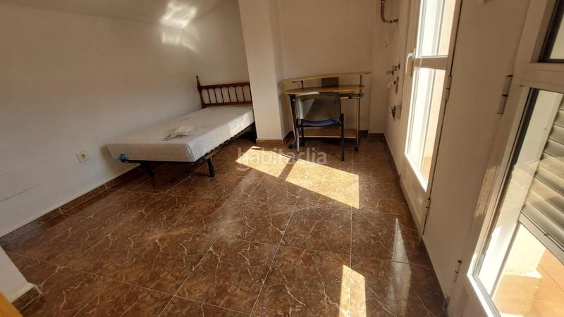 Foto 45246b6f-3603-4b6d-9ddf-9f4a96a5863c. Alquiler dúplex  ideal para compartir 5 habitaciones junto a la arrixaca en Murcia