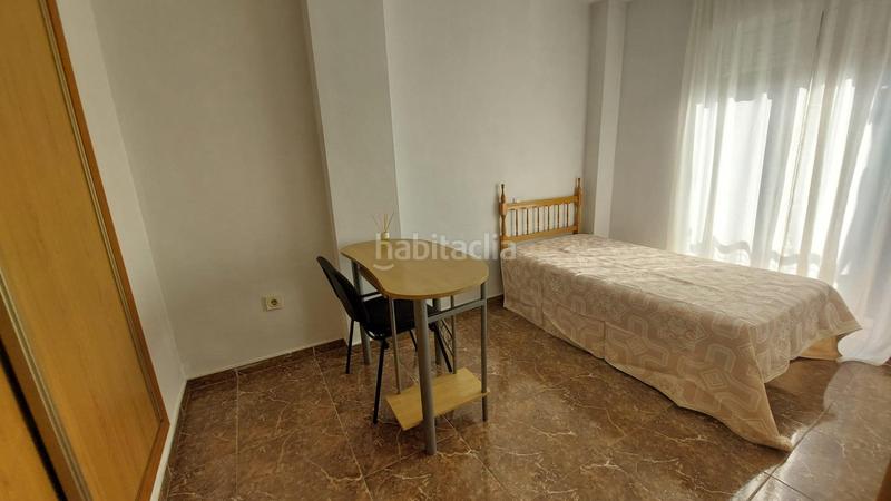 Foto 5967c641-f75c-43e9-8c48-2b8322e96b68. Alquiler dúplex  ideal para compartir 5 habitaciones junto a la arrixaca en Murcia