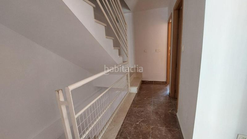 Foto 919129dc-9ea2-4806-89c5-df0e593f5f29. Alquiler dúplex  ideal para compartir 5 habitaciones junto a la arrixaca en Murcia
