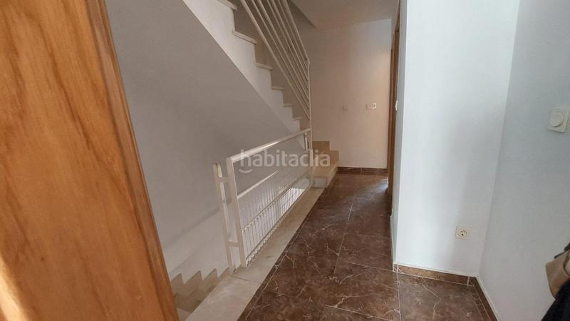 Foto abac3575-eff0-421d-9e59-21991fa2ace4. Alquiler dúplex  ideal para compartir 5 habitaciones junto a la arrixaca en Murcia